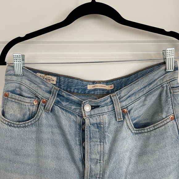 Levi’s Ribcage Straight Jean - Picture 4 of 7